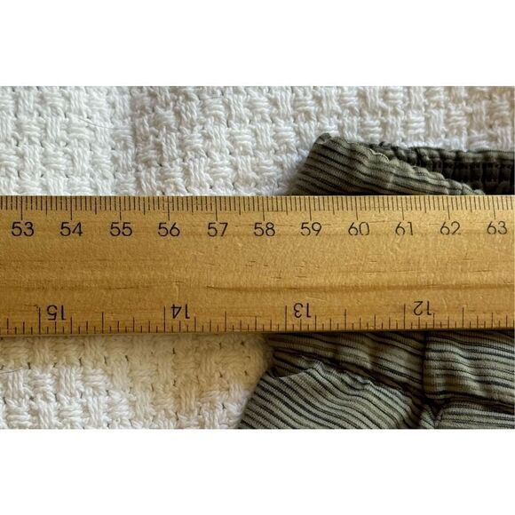 NWOT Lululemon On the Fly Dark Olive Full Length Women's Pants Size 4 - Picture 9 of 9